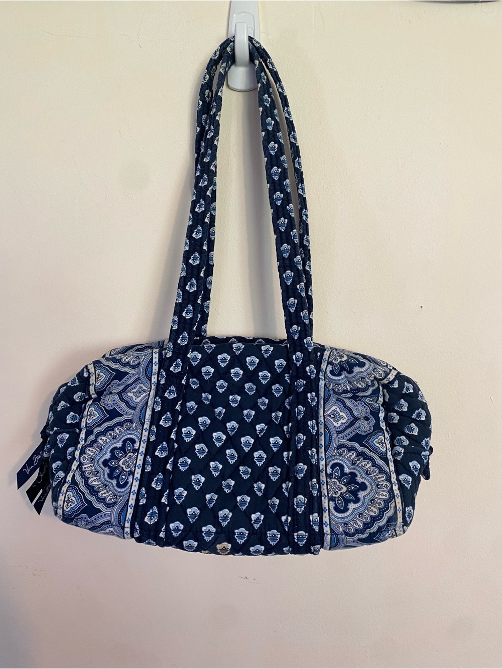Vera Bradley Retired Seaport Quilted Navy Paisley Drop Strap Shoulder Bag